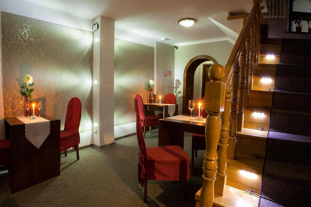 Hotel Wyzsza Brama Centrum Cieszyn  Kültér fotó